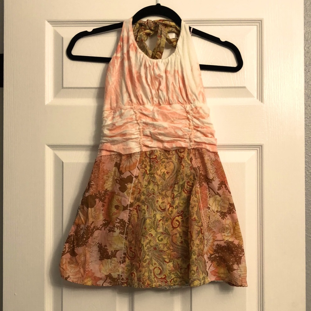 Language Halter Top size Medium